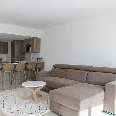 Lerins Avec Grand Balcon, Standing Et Moderne, Pres Du Centre-ville Apartment Cannes